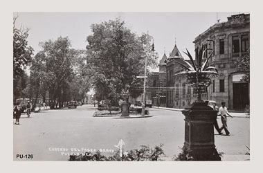 Foto - Postal Puebla, Puebla,Paseo Bravo,1940 aproximada