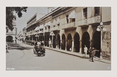 Foto - Postal Puebla, Puebla,Portal Morelos,1900 - 1910 aproximada