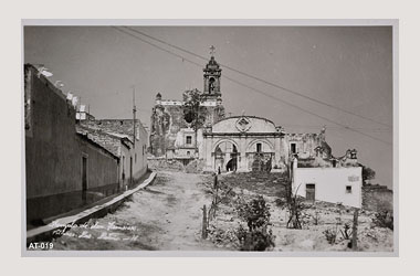 Foto - Postal Atlixco, Puebla,Iglesia de San Francisco,1920 aproximada