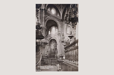 Foto - Postal Puebla, Puebla,Catedral. Interior,1942 aproximada