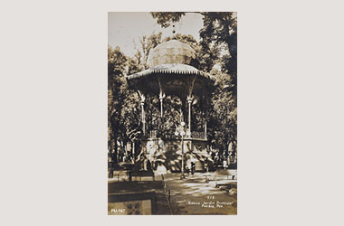 Foto - Postal Puebla, Puebla,Kiosco,1946-11 aproximada