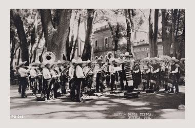 Foto - Postal Puebla, Puebla,Banda Típica,1942 aproximada