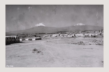 Foto - Postal Puebla, Puebla,Campo militar,1954 aproximada