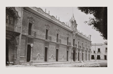 Foto - Postal Tlaxcala, Tlaxcala,Palacio de Gobierno,No identificada